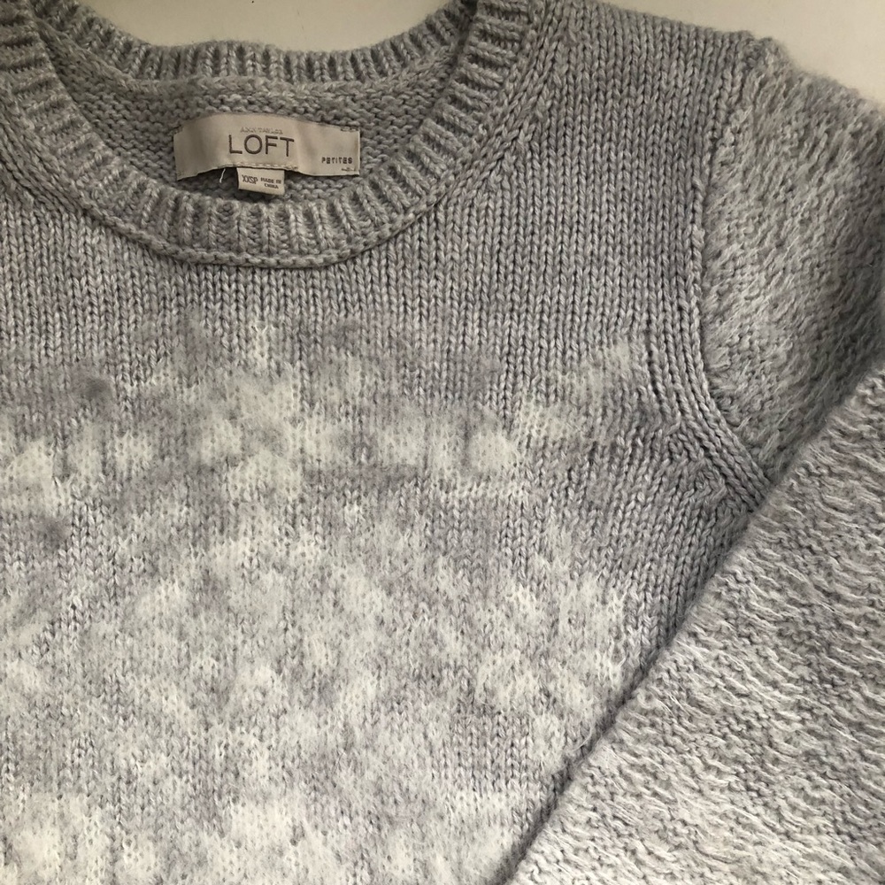 Snowflake sweater - Picture 2 of 5